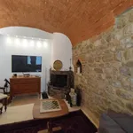 Rent 4 bedroom house of 100 m² in Capraia e Limite