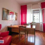 Rent 6 bedroom apartment of 144 m² in Palermo