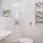 Rent 2 bedroom flat in flat