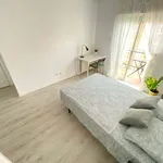 Rent a room of 90 m² in Madrid