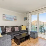 Rent 2 bedroom flat in Brighton Marina