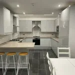 Rent 8 bedroom house in Swansea