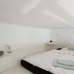 Rent 1 bedroom apartment of 21 m² in Prague