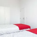 Rent 2 bedroom apartment in lisbon