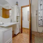 Rent a room of 125 m² in madrid