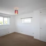 Rent 5 bedroom house in South East England