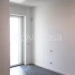 Rent 3 bedroom apartment of 90 m² in Milano