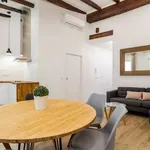 Rent 2 bedroom apartment of 85 m² in valencia