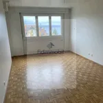 Miete 2 Schlafzimmer wohnung von 50 m² in Neuchâtel