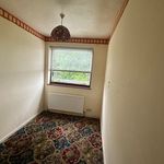 Rent 3 bedroom flat in East Midlands