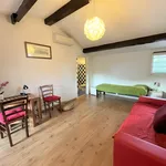 Rent 1 bedroom apartment in Florence