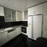 Rent 4 bedroom apartment of 92 m² in Paris