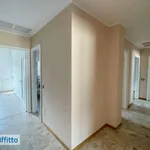 Affitto 4 camera appartamento di 124 m² in Turin