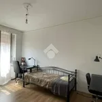 Rent 2 bedroom apartment of 70 m² in Milano