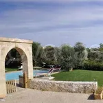 Rent 6 bedroom house of 200 m² in Salve