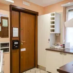 Rent a room of 94 m² in rome