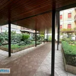 Rent 5 bedroom apartment of 165 m² in Rome