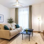 Rent 1 bedroom apartment of 90 m² in Valencia