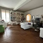 Rent 4 bedroom apartment of 120 m² in Bologna