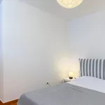 Rent 1 bedroom apartment in Lisbon