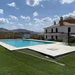 Rent 5 bedroom house in Malaga']