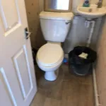 Rent 4 bedroom apartment in West Midlands