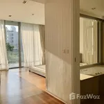 Rent 3 bedroom apartment of 224 m² in Bangkok