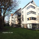 Rent 2 bedroom flat in Edinburgh  East