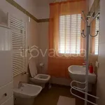 Rent 4 bedroom apartment of 75 m² in Padova