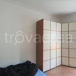 Affitto 3 camera appartamento di 85 m² in Torino