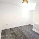 Rent 2 bedroom house in Kirklees