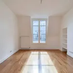 Rent 6 bedroom apartment of 203 m² in Paris