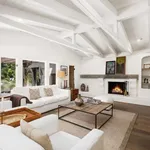 Rent 4 bedroom house of 315 m² in Los Angeles