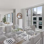 Rent 1 bedroom apartment of 79 m² in New York