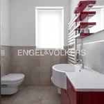 Rent 4 bedroom apartment of 130 m² in Milano