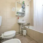 Rent 5 bedroom apartment in Lisbon