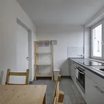 Miete 4 Schlafzimmer wohnung von 19 m² in Stuttgart