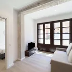 Rent 4 bedroom apartment of 50 m² in Barcelona