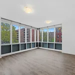 Rent 2 bedroom apartment in Queens