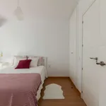 Rent 1 bedroom apartment of 57 m² in madrid