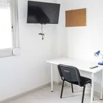 Rent a room of 150 m² in valencia