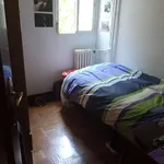 Rent a room of 90 m² in madrid