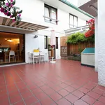 Rent 4 bedroom house in Porto