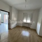 Rent 4 bedroom apartment of 105 m² in Massa