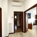 Rent 3 bedroom apartment of 145 m² in ferrara