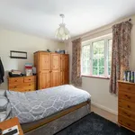 Rent 3 bedroom house in Reigate and Banstead