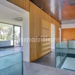 Rent 5 bedroom house of 270 m² in Rome