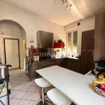 Rent 4 bedroom apartment of 330 m² in Brescia