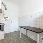 Rent a room in lisbon