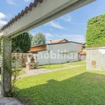 Single family villa via Silvio Pellico 12, Centro, Carate Brianza